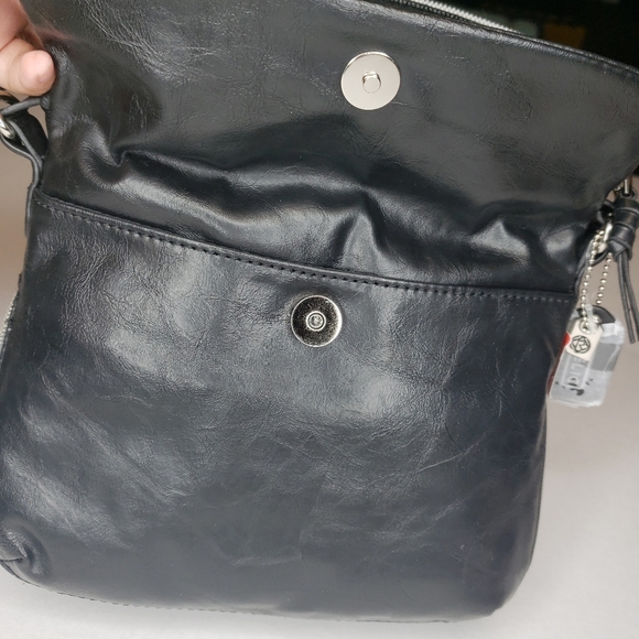 Relic Crossbody Adjustable Strap Purse - Picture 6 of 7